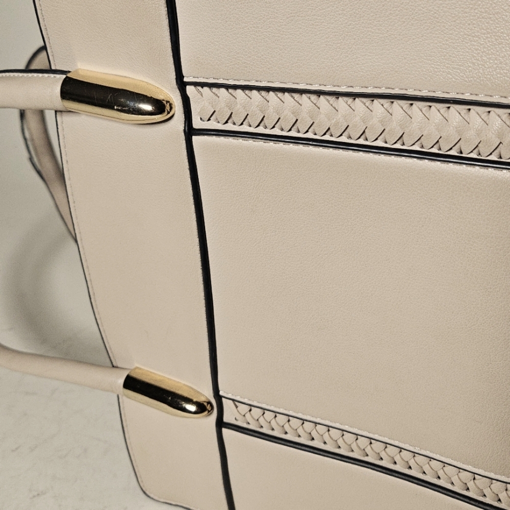 Tan Structured Tote Bag With Textured Surface And… - image 6